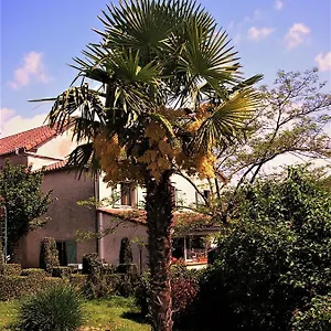 La Ferme Jarlan Couette-café